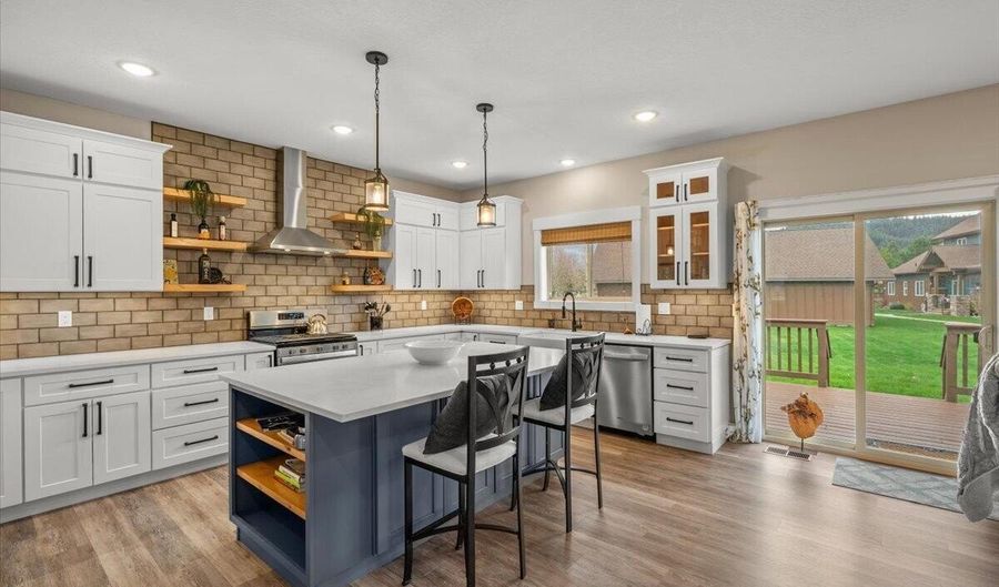 26 Ironwood Dr, Blanchard, ID 83804 - 2 Beds, 2 Bath