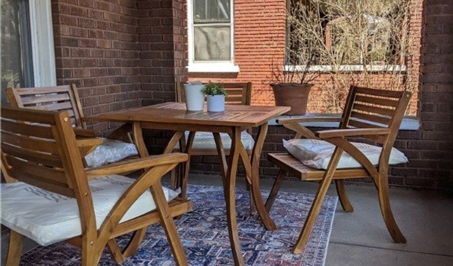 30 Casterton Ave N, Akron, OH 44303 - 2 Beds, 2 Bath