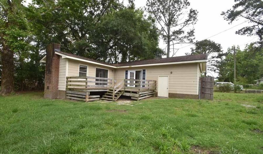 721 Second St, Ayden, NC 28513 - 3 Beds, 2 Bath