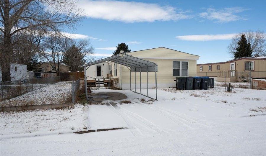4738 PICCADILLY Dr, Cheyenne, WY 82001 - 3 Beds, 2 Bath