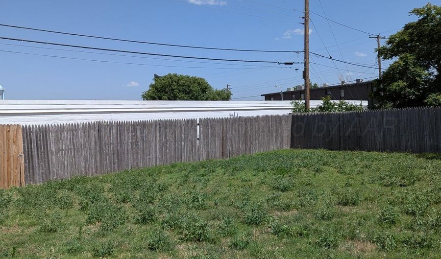 5309 OREGON Trl, Amarillo, TX 79109 - 3 Beds, 2 Bath