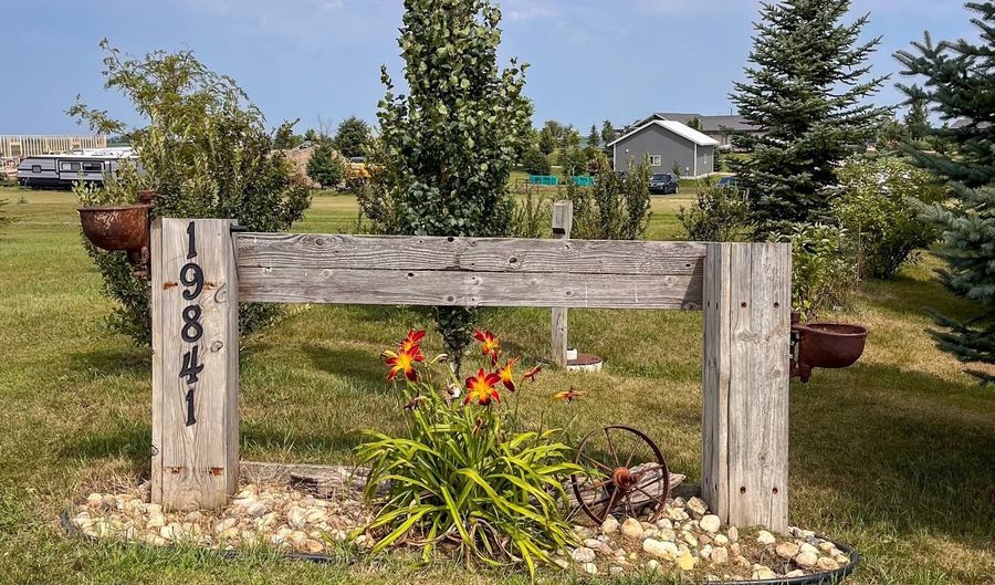 19841 Hoffman Ave, Arlington, SD 57212 - 3 Beds, 3 Bath