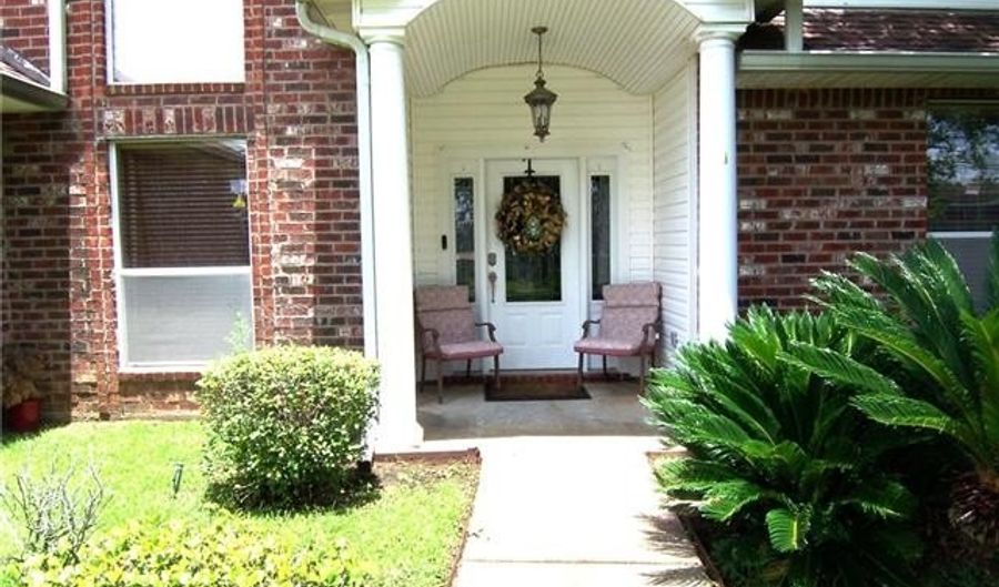 455 TWIN BRIDGES Rd, Alexandria, LA 71303 - 3 Beds, 2 Bath