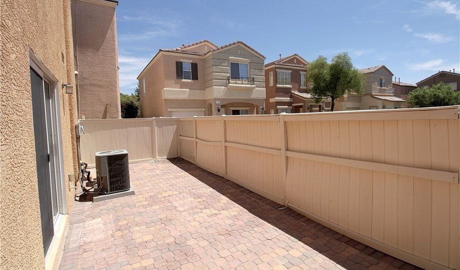 925 Blushing Rose Pl, Henderson, NV 89052 - 2 Beds, 3 Bath