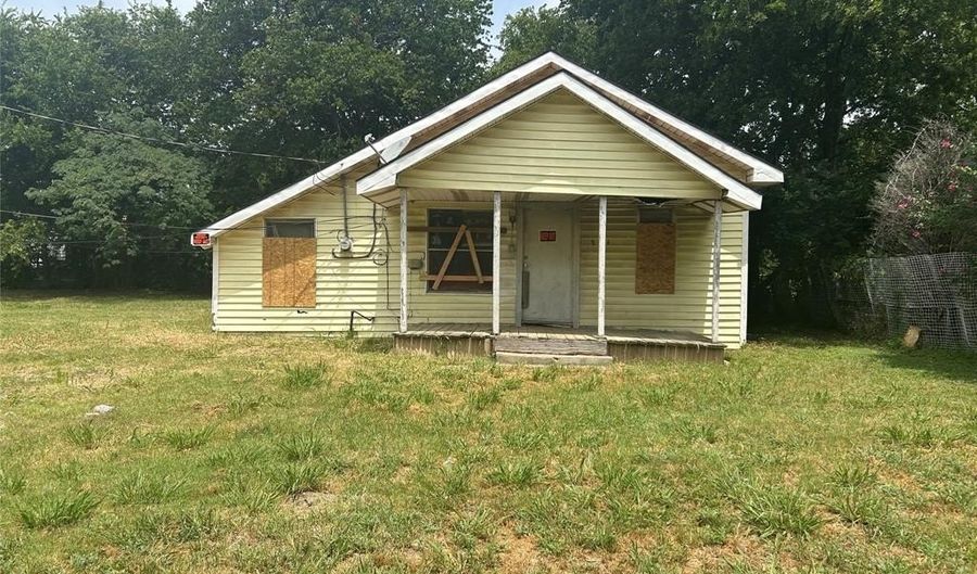 804 S Rusk Ave, Alvarado, TX 76009 - 3 Beds, 1 Bath