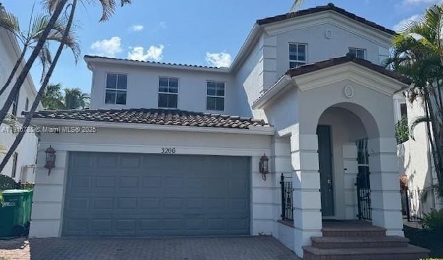 3206 NE 212th St, Aventura, FL 33180 - 5 Beds, 5 Bath