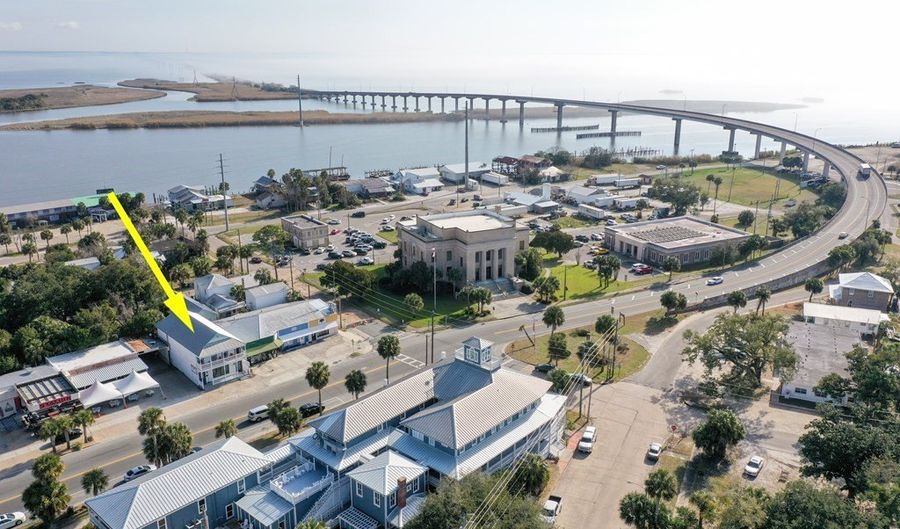 51 Market St A, Apalachicola, FL 32320 - 0 Beds, 1 Bath