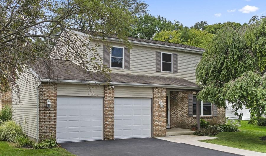 1993 Charmingfare St, Columbus, OH 43228 - 4 Beds, 3 Bath