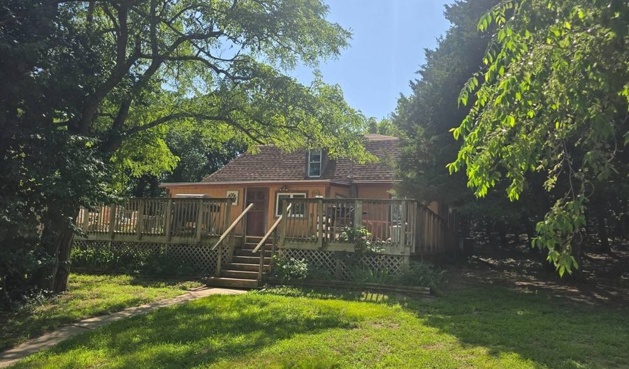 2375 Milo Rd, Abilene, KS 67410 - 4 Beds, 2 Bath