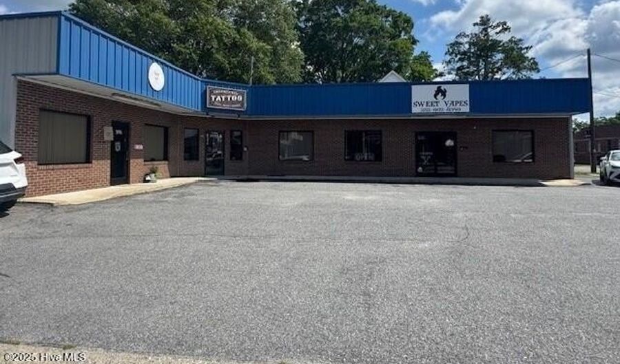 304 W Main St # B, Ahoskie, NC 27910 - 0 Beds, 0 Bath
