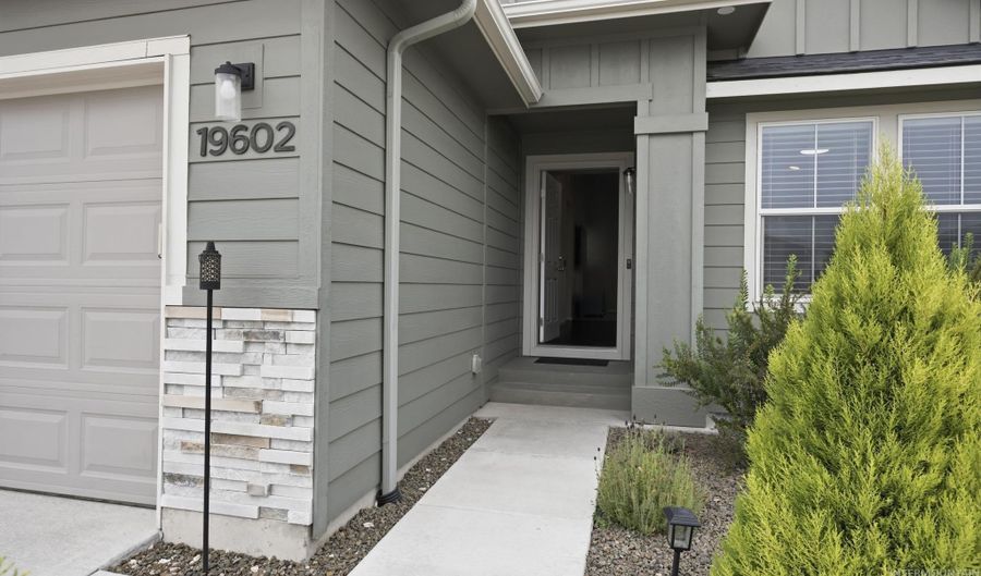 19602 Watling, Caldwell, ID 83605 - 3 Beds, 2 Bath