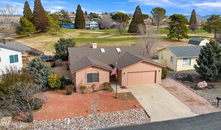 1053 N Stirrup High Dr W, Dewey Humboldt, AZ 86327 - 3 Beds, 2 Bath