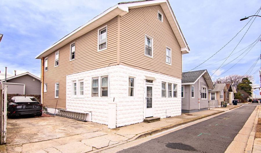 638 Wisteria Rd, Atlantic City, NJ 08401 - 6 Beds, 2 Bath