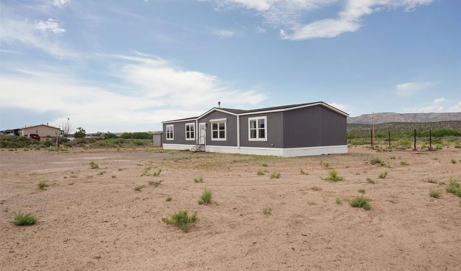 11 Unicorn, Abiquiu, NM 87510 - 4 Beds, 2 Bath