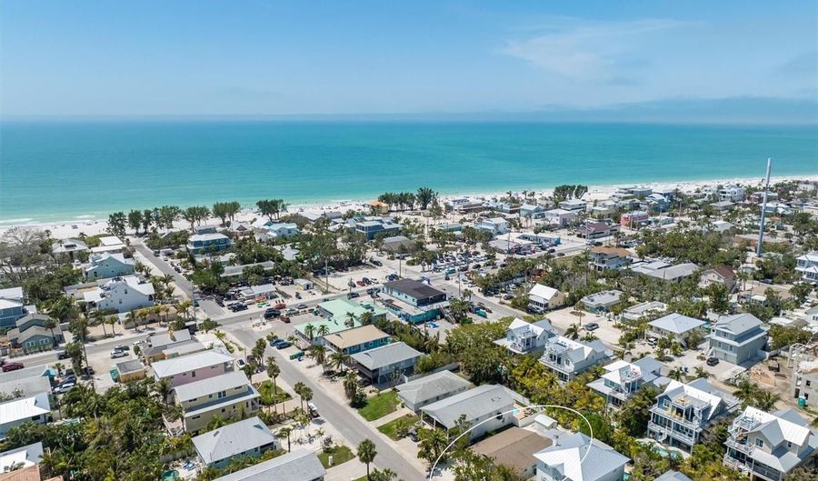 214 PALM Ave, Anna Maria, FL 34216 - 3 Beds, 2 Bath