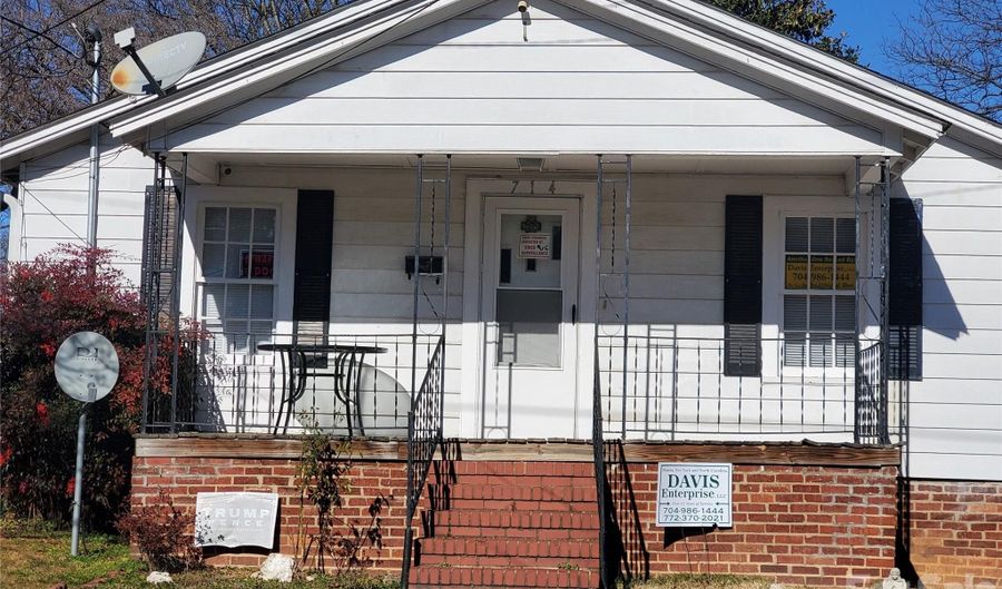714 Wiscassett St, Albemarle, NC 28001 - 4 Beds, 1 Bath