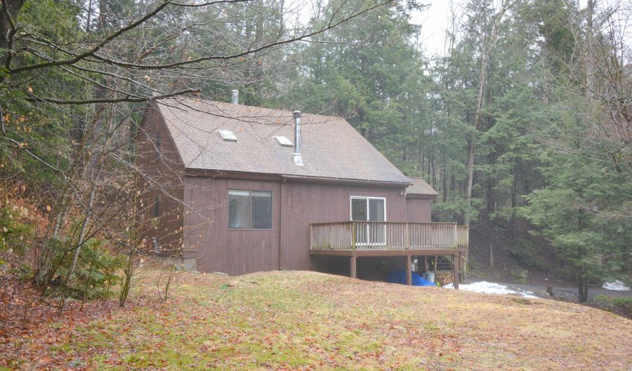 7 Catamount Rd, Enfield, NH 03748 - 3 Beds, 2 Bath