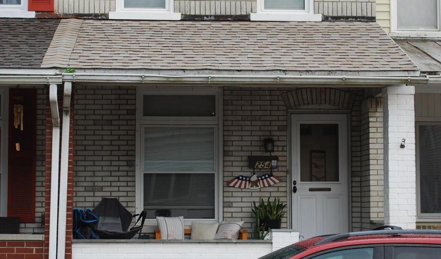 254 E South St, Allentown, PA 18109 - 3 Beds, 2 Bath