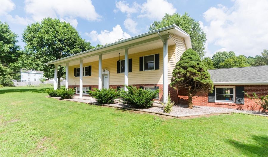 131 Coal Run Rd, Albright, WV 26519 - 3 Beds, 2 Bath