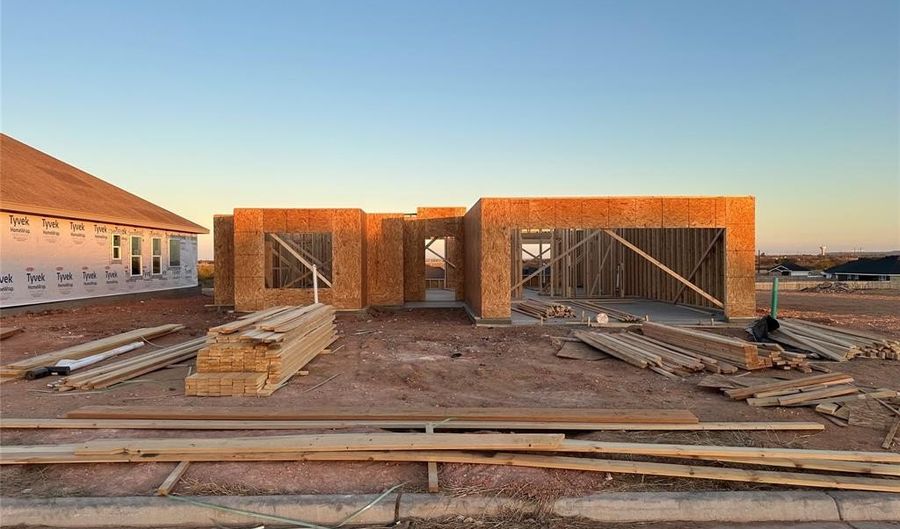 6909 Glen Abbey Rd, Abilene, TX 79606 - 3 Beds, 2 Bath