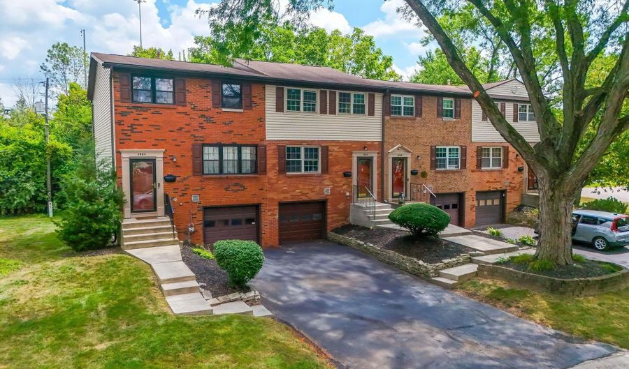2866 Kingsrowe Ct 38, Columbus, OH 43209 - 3 Beds, 2 Bath