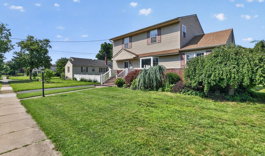 50 WARD Ave, Audubon, NJ 08106 - 5 Beds, 2 Bath