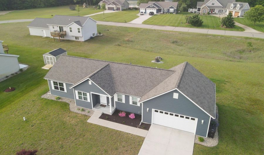 3290 Signal Point Dr, Allegan, MI 49010 - 3 Beds, 2 Bath