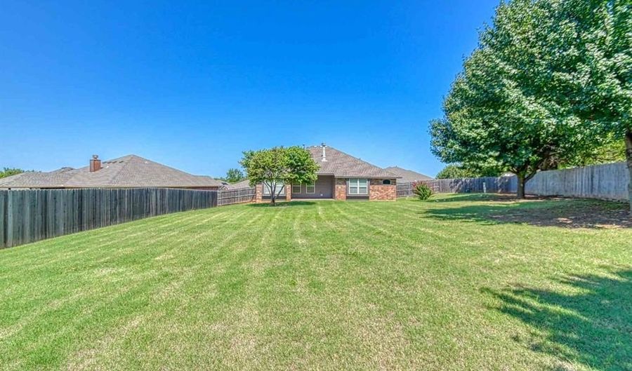 500 Cooper Ct, Norman, OK 73071 - 3 Beds, 2 Bath