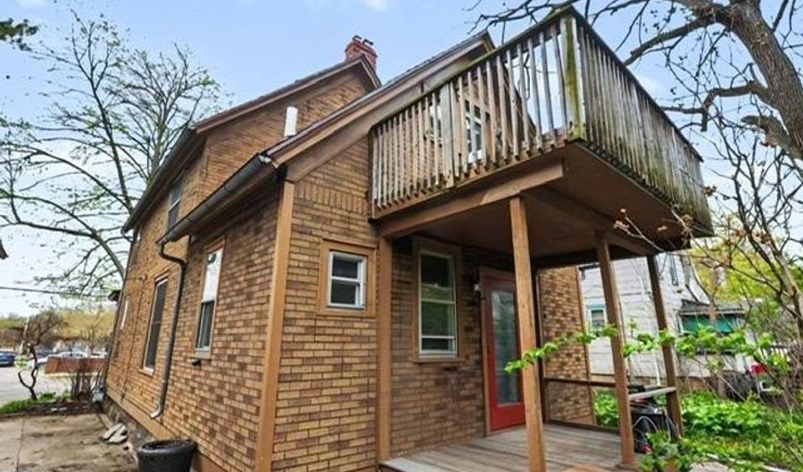 120 Depot St, Ann Arbor, MI 48104 - 5 Beds, 3 Bath
