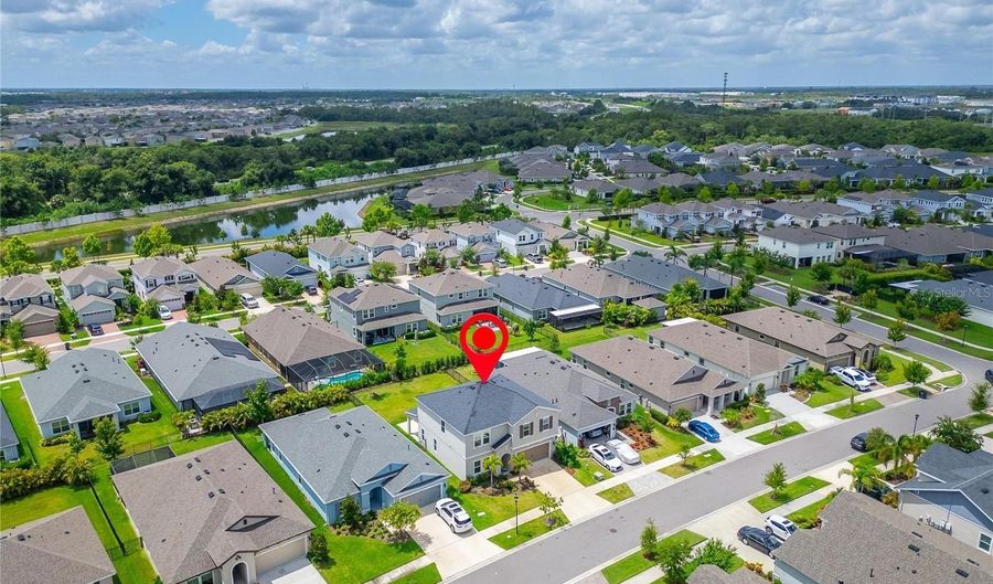 5509 LIMELIGHT Dr, Apollo Beach, FL 33572 - 4 Beds, 3 Bath