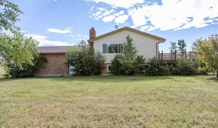 3033 CRAZY HORSE Rd, Cheyenne, WY 82001 - 3 Beds, 2 Bath