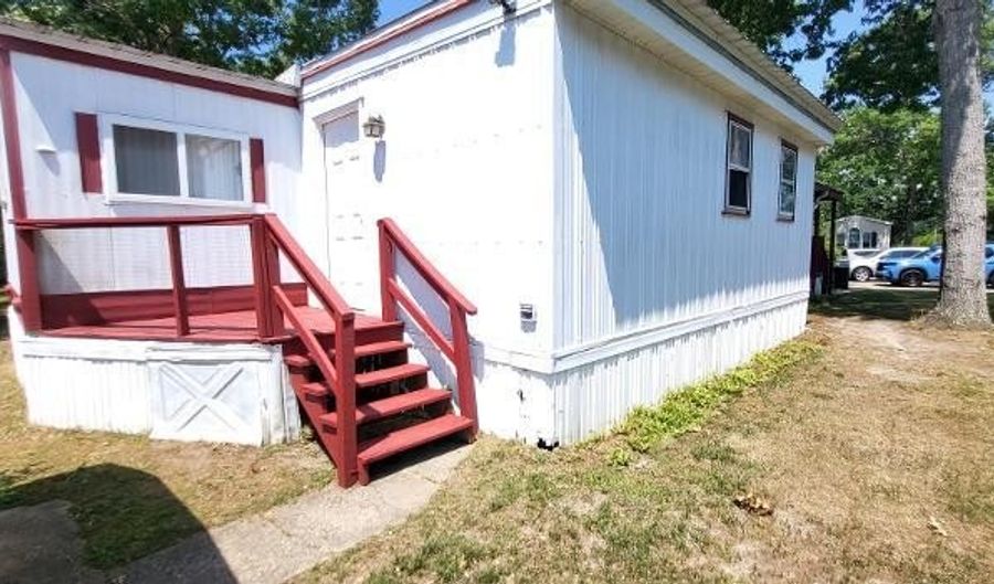 105 CEDAR Ln, Barnegat, NJ 08005 - 2 Beds, 1 Bath