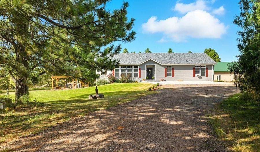 420 CHEYENNE Ave, Albin, WY 82050 - 3 Beds, 2 Bath