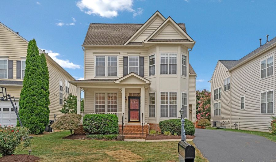 21946 WINDOVER Dr, Broadlands, VA 20148 - 4 Beds, 3 Bath