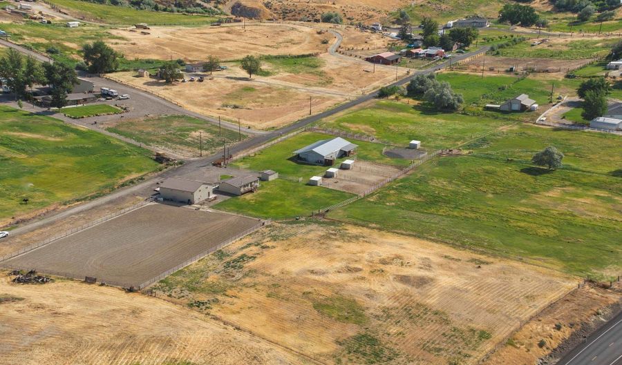 35803 W Rayhill Rd, Benton City, WA 99320 - 3 Beds, 2 Bath