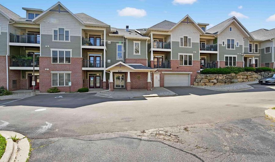 8253 Mayo Dr 201, Madison, WI 53719 - 2 Beds, 2 Bath