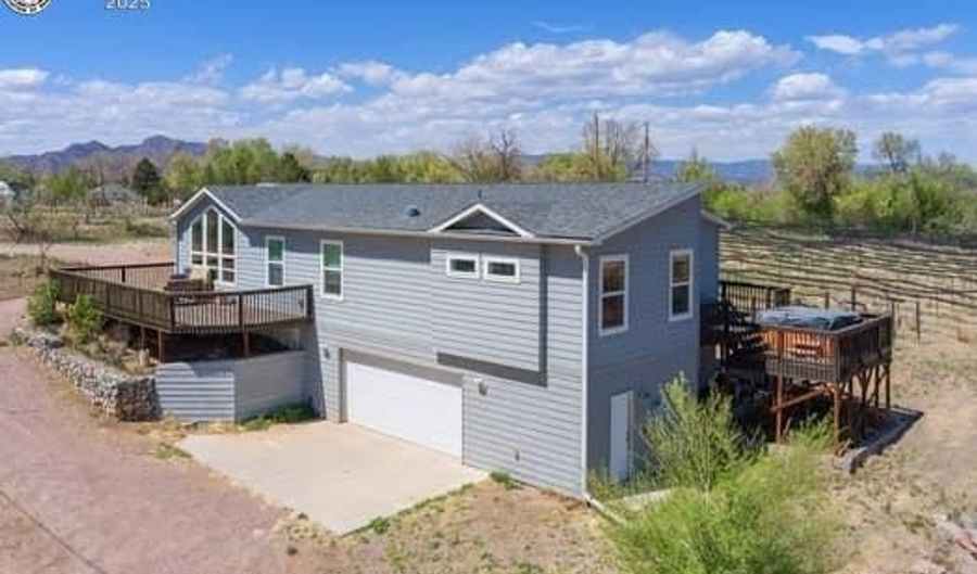 1704 Willow St, Brookside, CO 81212 - 3 Beds, 2 Bath