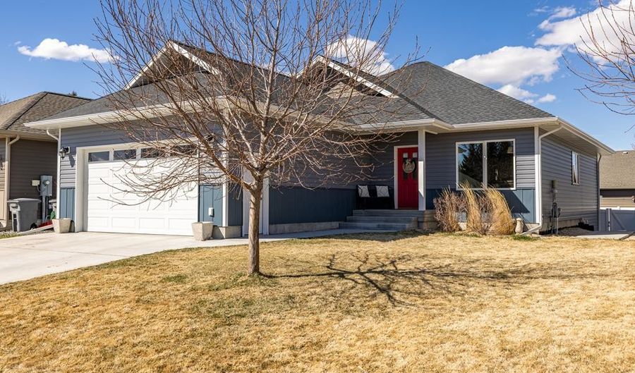 2919 Fuelie Ave, Cody, WY 82414 - 5 Beds, 2 Bath
