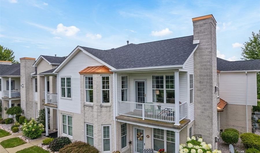 226 Adams Pointe Blvd 1, Adams Twp., PA 16046 - 2 Beds, 2 Bath