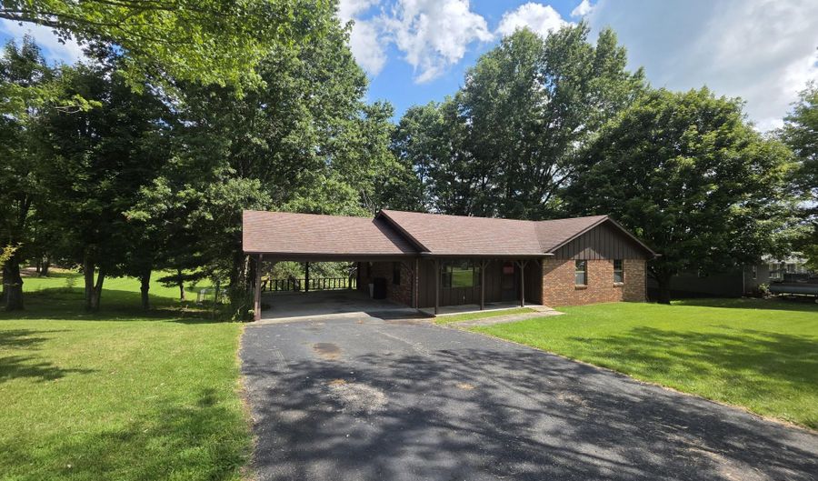 1006 Rainbow Dr, Albany, KY 42602 - 3 Beds, 2 Bath