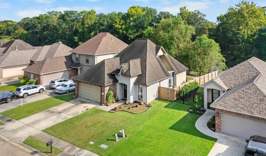 15940 Belle Angela Ave, Baton Rouge, LA 70817 - 3 Beds, 3 Bath