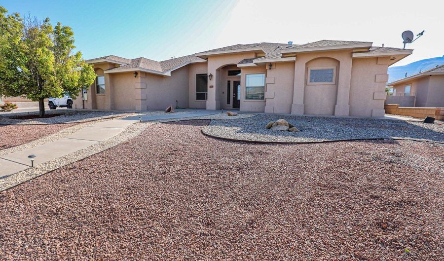 2429 Desert Bloom Ct, Alamogordo, NM 88310 - 4 Beds, 3 Bath