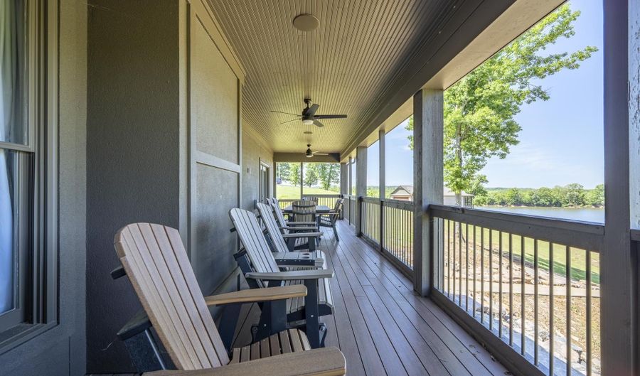 202 RIVERBEND Ln, Bath Springs, TN 38311 - 4 Beds, 3 Bath