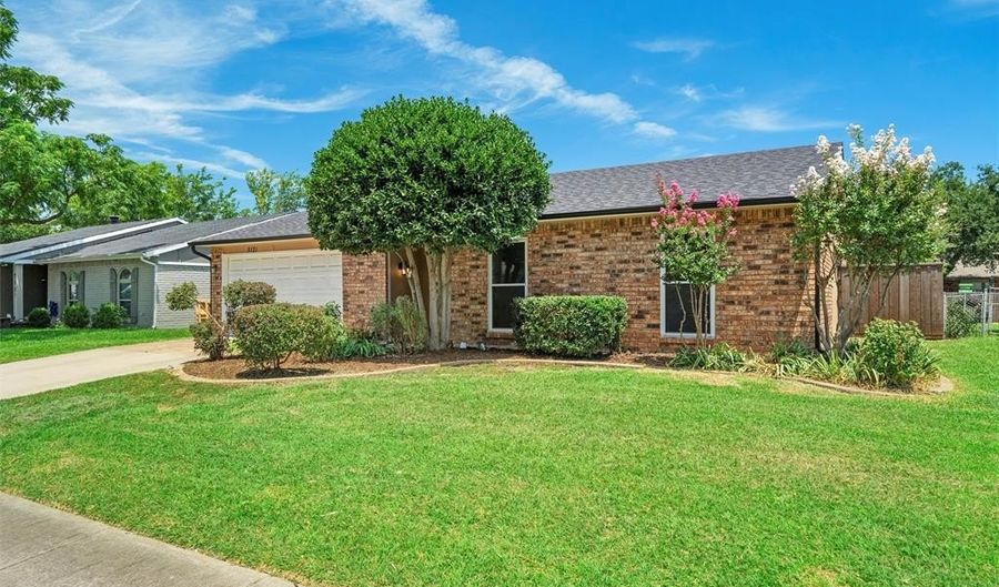 5121 Worley Dr, The Colony, TX 75056 - 3 Beds, 2 Bath