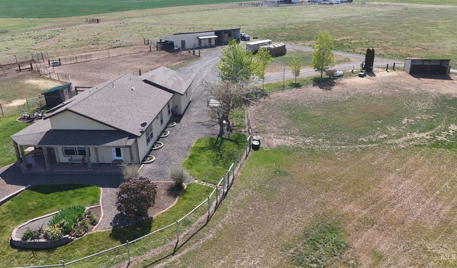19397 Cloverland, Asotin, WA 99402 - 3 Beds, 2 Bath