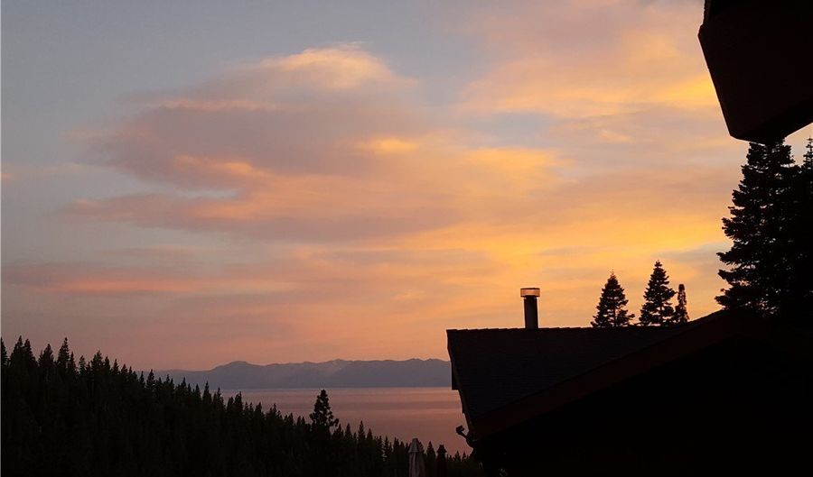400 Fairview Blvd 111, Incline Village, NV 89451 - 2 Beds, 3 Bath