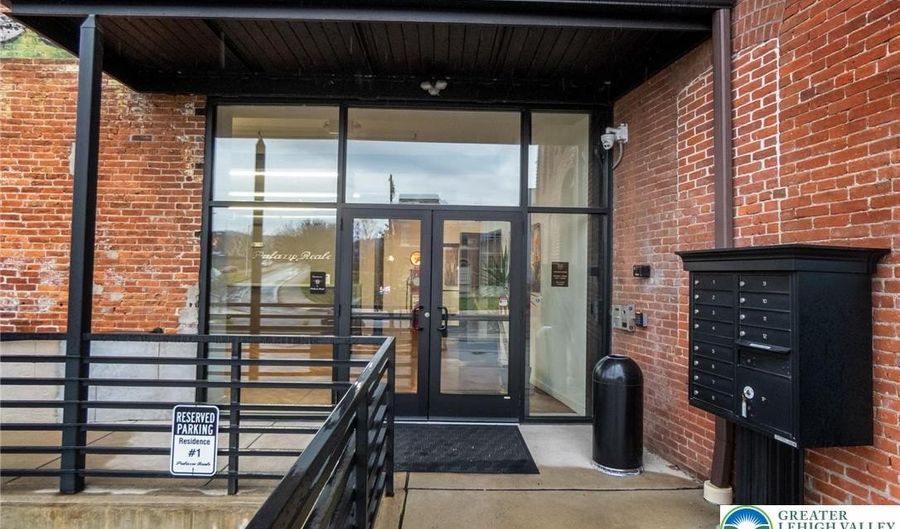 107 Hamilton Street Unit Residence 2 Residence 2, Allentown, PA 18101 - 2 Beds, 2 Bath