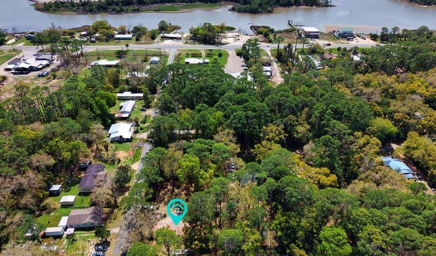 50 Bayview Dr, Apalachicola, FL 32320 - 1 Beds, 1 Bath