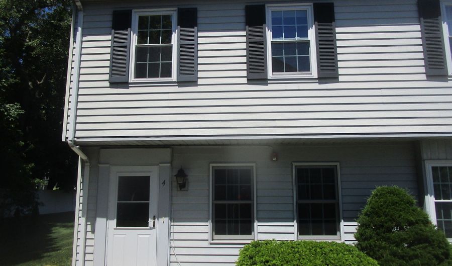 4 Founders Vlg 4, Clinton, CT 06413 - 2 Beds, 2 Bath