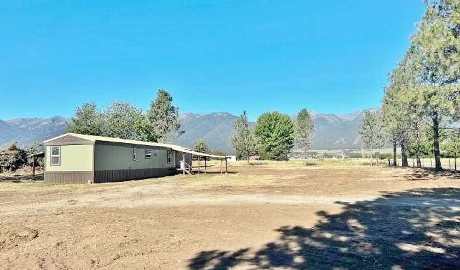 15828 HUNT MOUNTAIN Ln, Baker City, OR 97814 - 2 Beds, 2 Bath